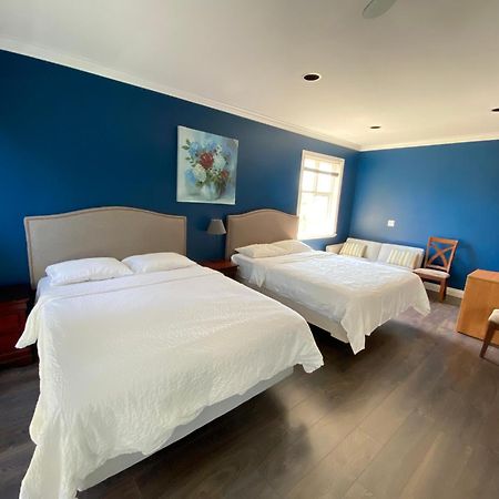 Vancouver Airport Blueberry Manor Ричмонд Экстерьер фото